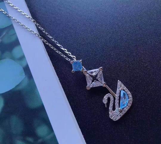 Swarovski Necklace 01lyh13